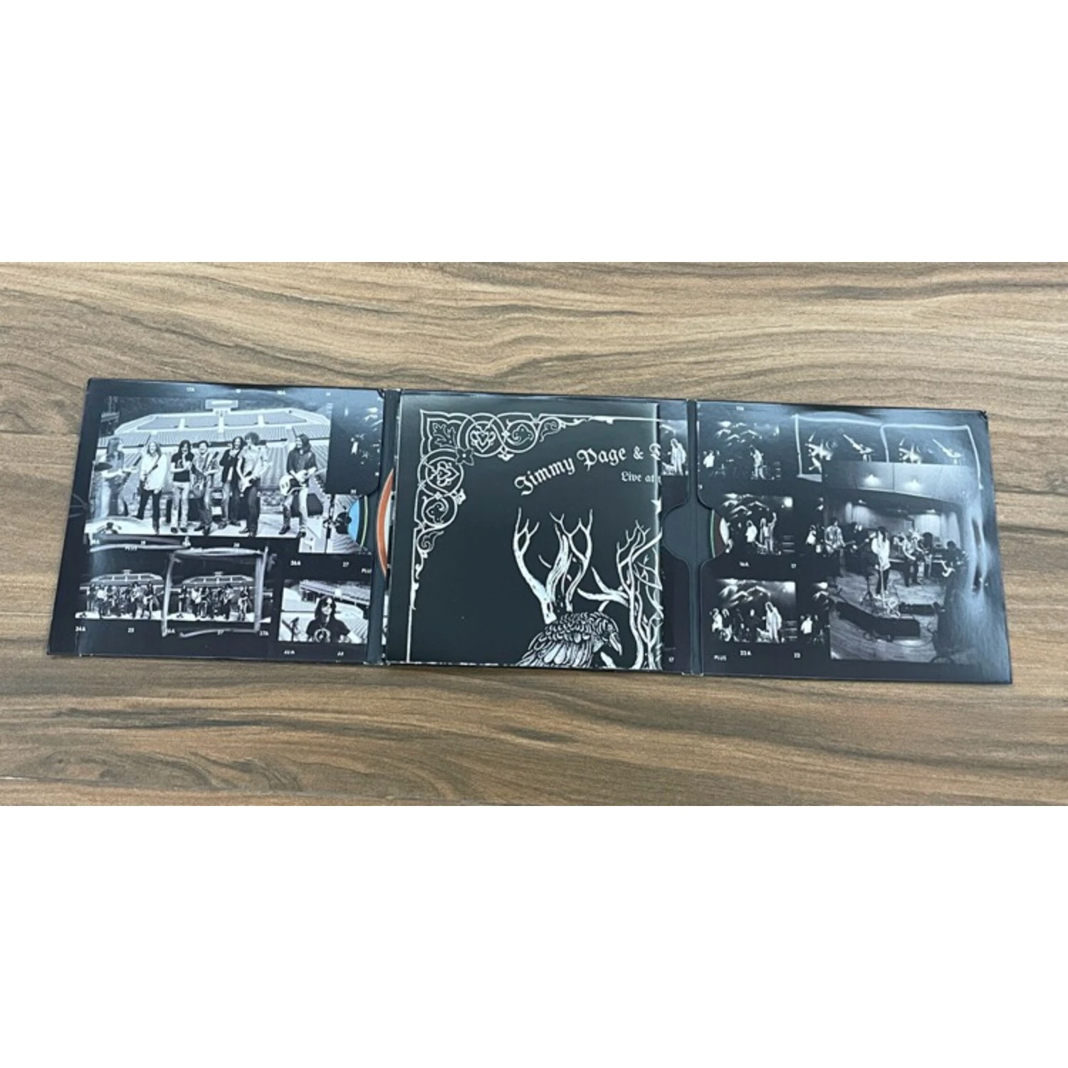 25th Anniversary 3-Disc Hard R - Live Rock recension och pris
